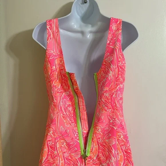 Lilly Pulitzer Dress Size 00 fits like a XS please see measurements below 👇 - Picture 5 of 8